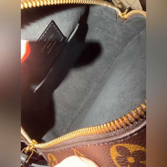 NWT LVXLOL Boîte Chapeau Souple MM bag. - Picture 6 of 10